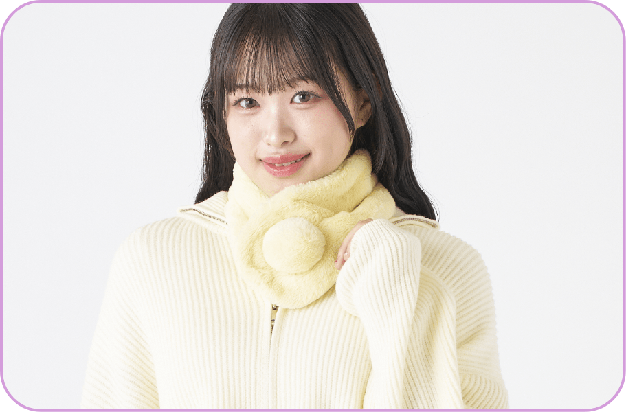 かさばらないコンパクトなサイズ感ながら、首元をしっかりと温めてくれる優秀アイテム。