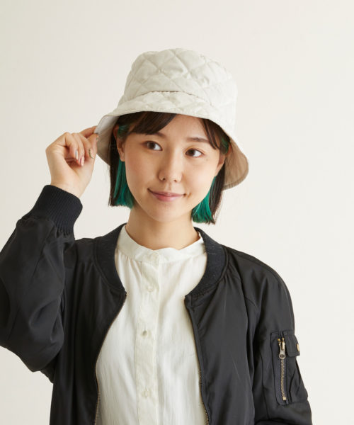 韓国風ファッションでも話題の「バケットハット」。